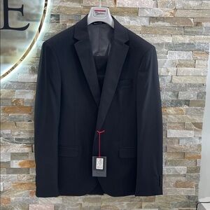 FB Fashion Elegant Men's Suit  🇨🇦